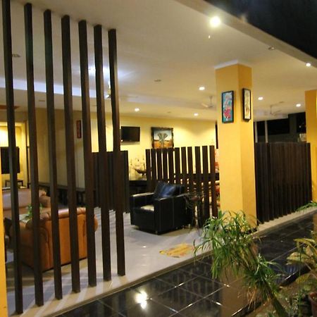 Ct1 Bali Bed & Breakfast Кута Екстер'єр фото