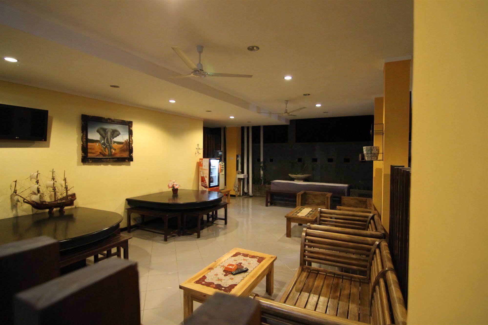 Ct1 Bali Bed & Breakfast Кута Екстер'єр фото