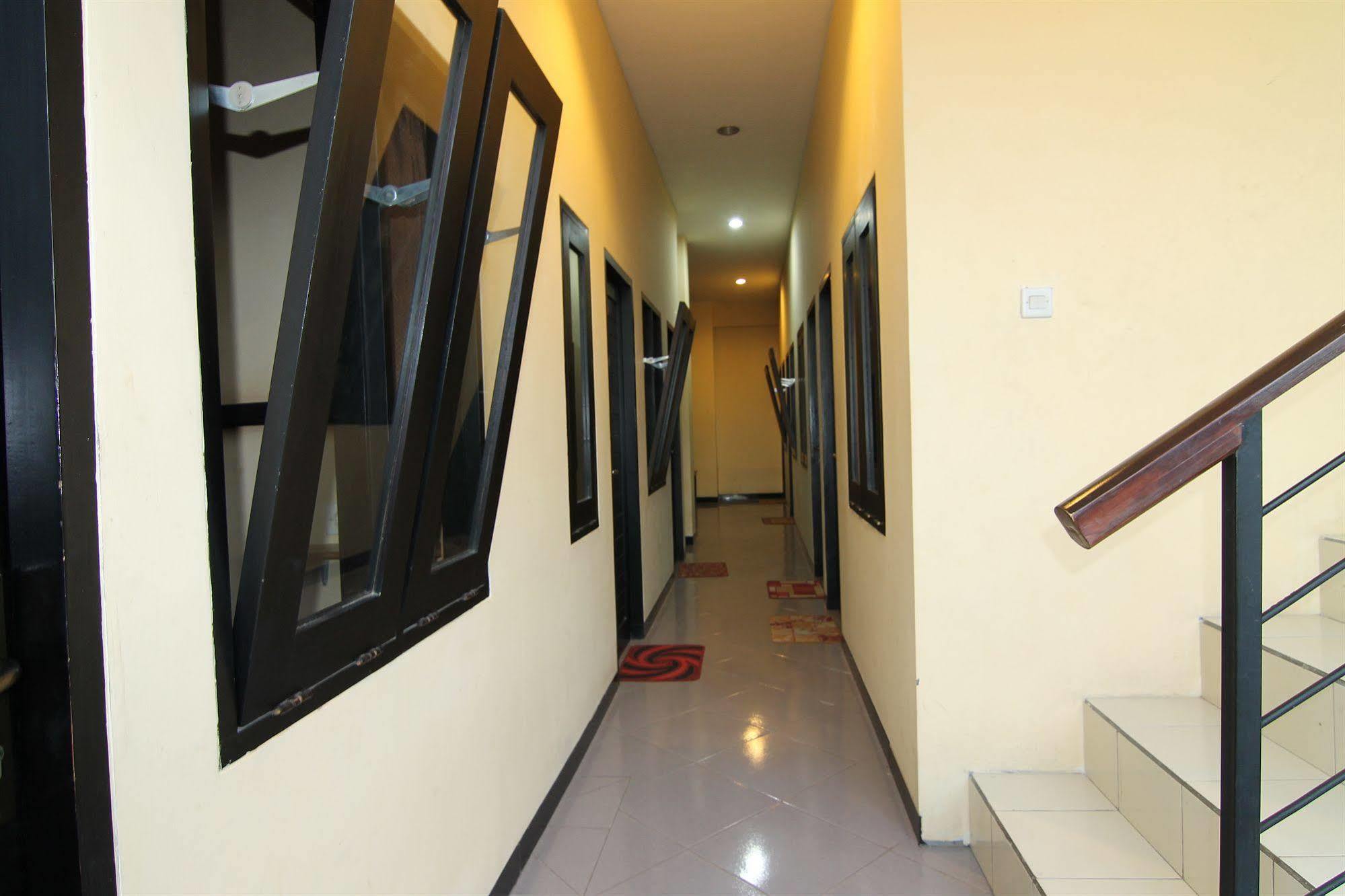 Ct1 Bali Bed & Breakfast Кута Екстер'єр фото